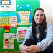 Educadora infantil y actual estudiante de magisterio se ofrece para dar clases de Lengua Castellana y Literatura o Inglés